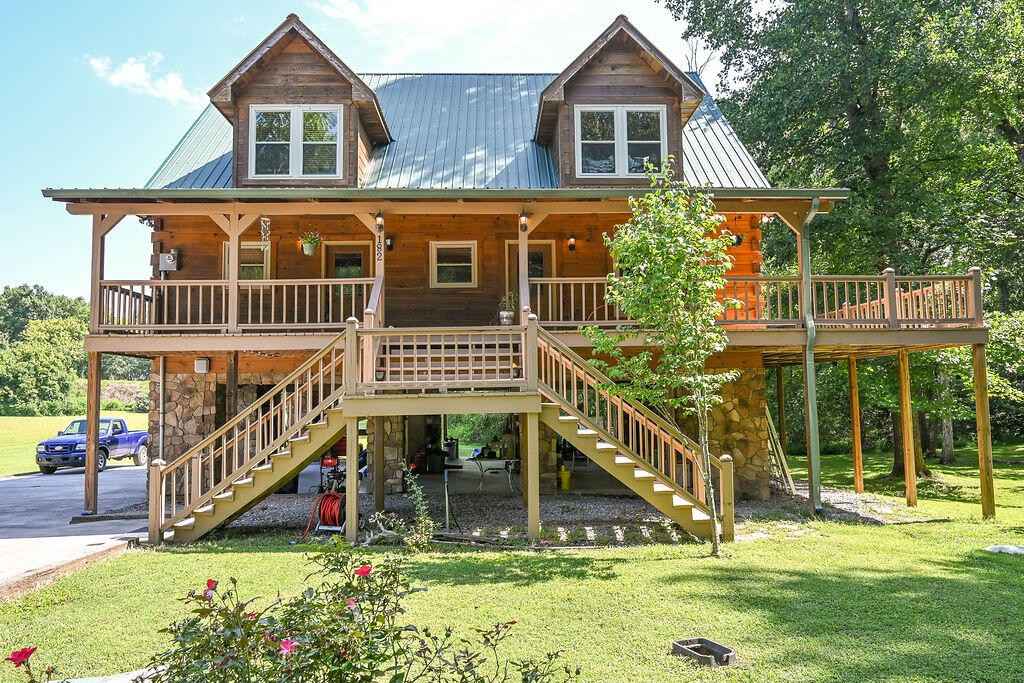 182 Tree Frog Ln  