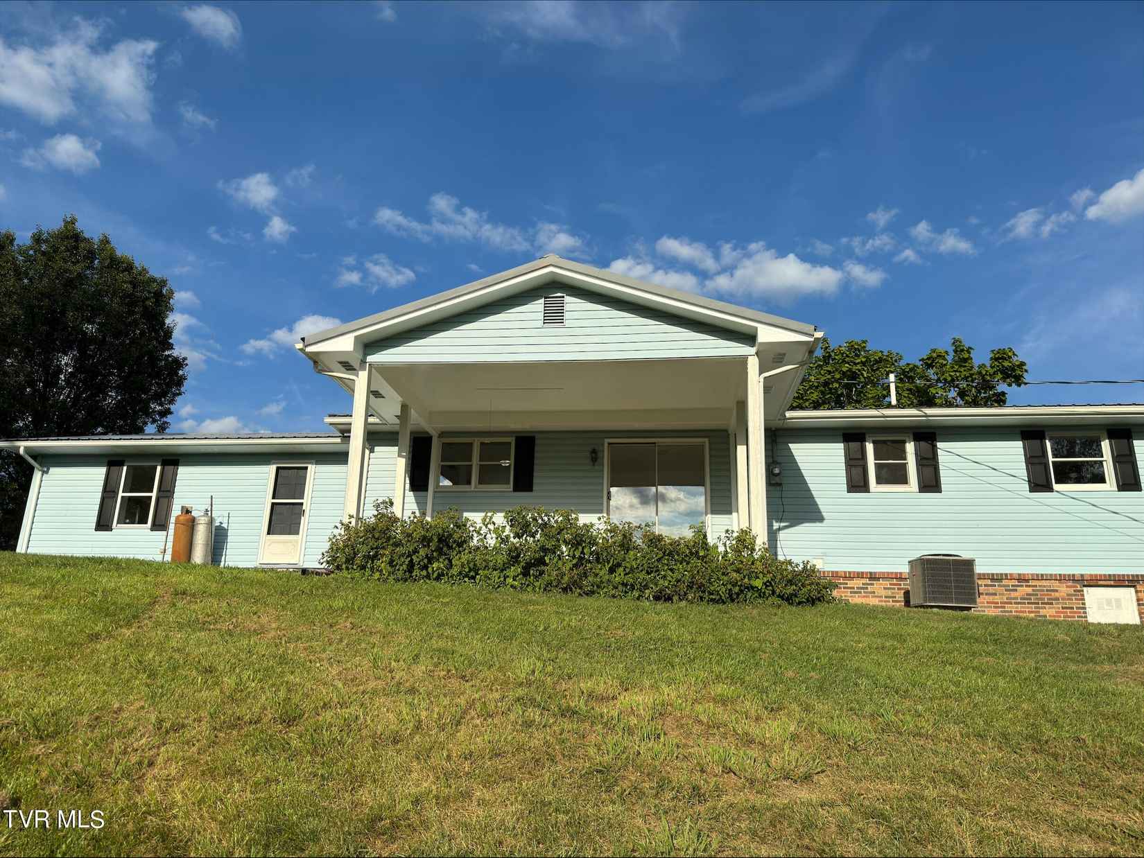 3321 Franklin Dr  