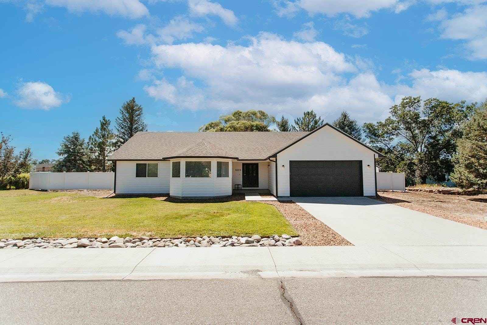1820 Otter Pond Cir  