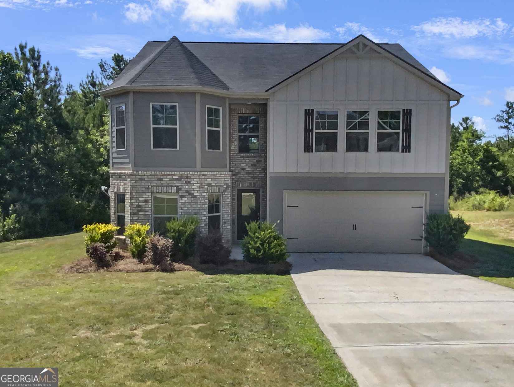 204 Woodlands  