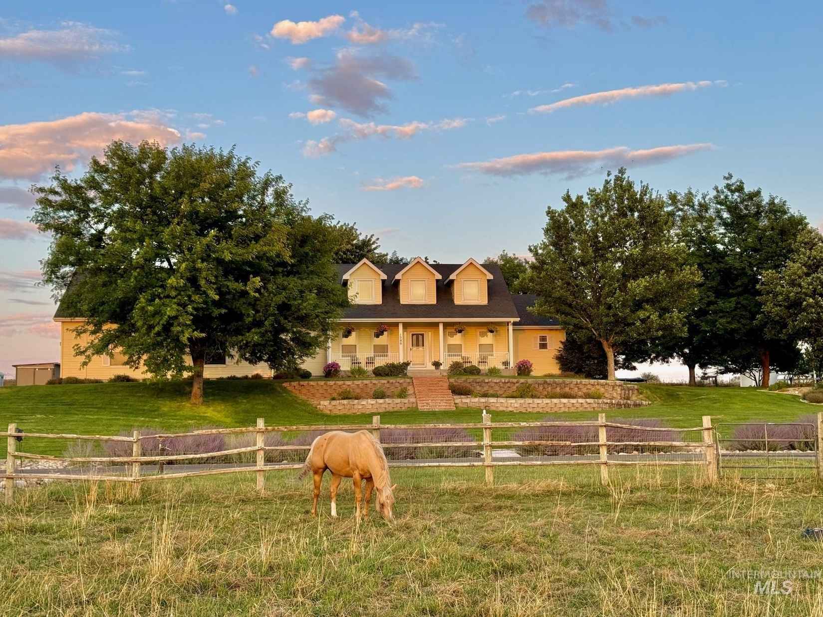 1300 S Braithwait Ln  