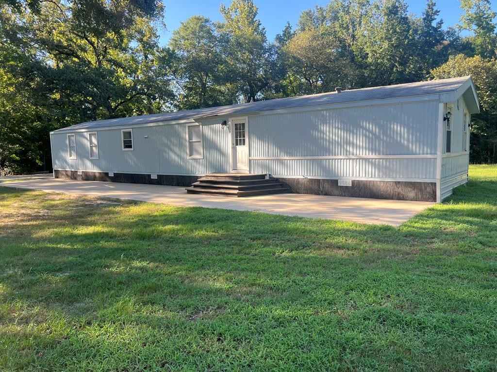 1438 An County Rd 422  