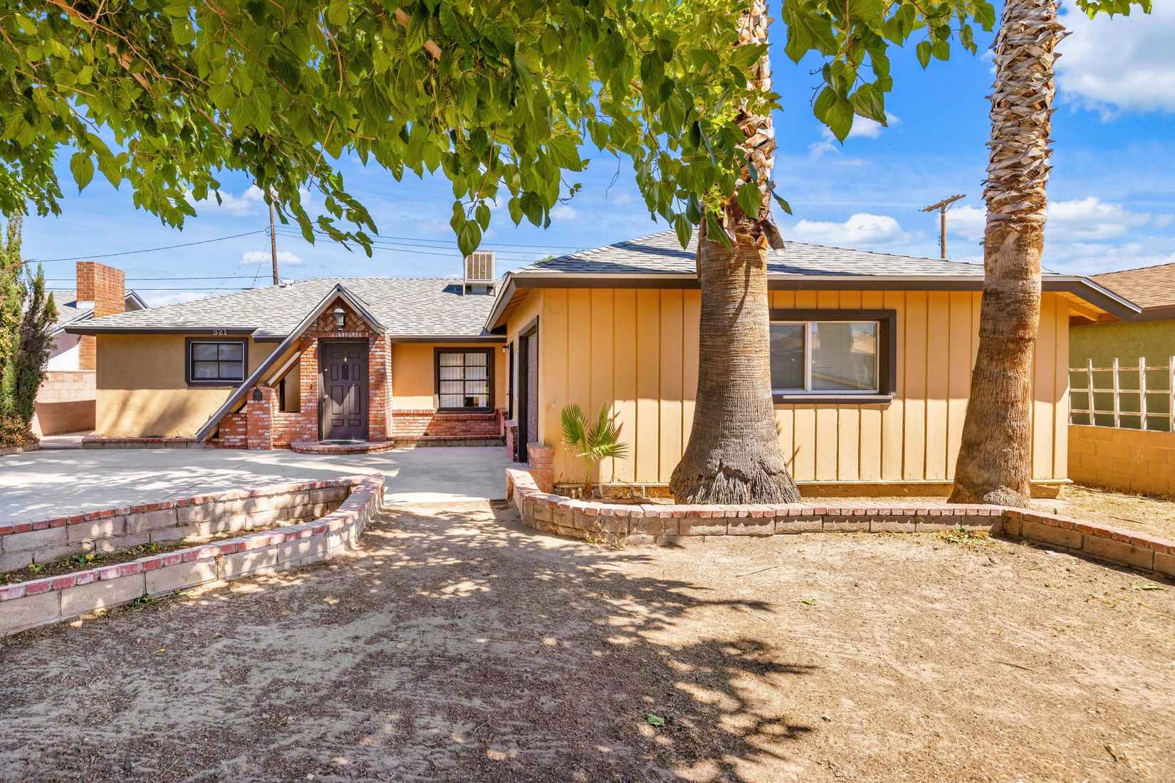 321 E Ave J8  