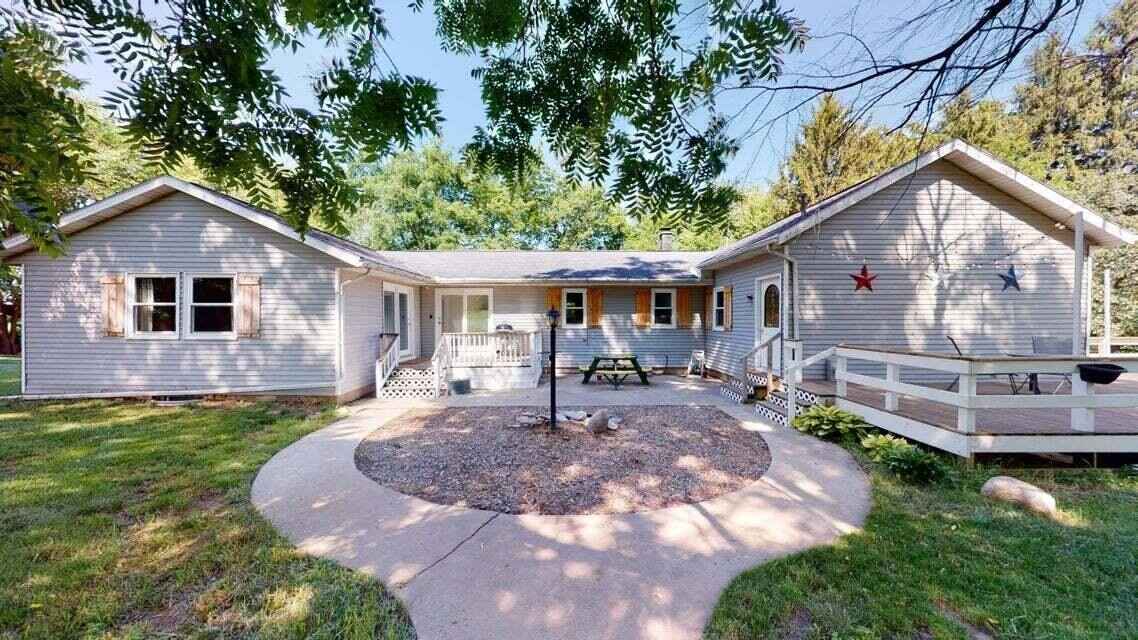 W8151 County Rd Q  
