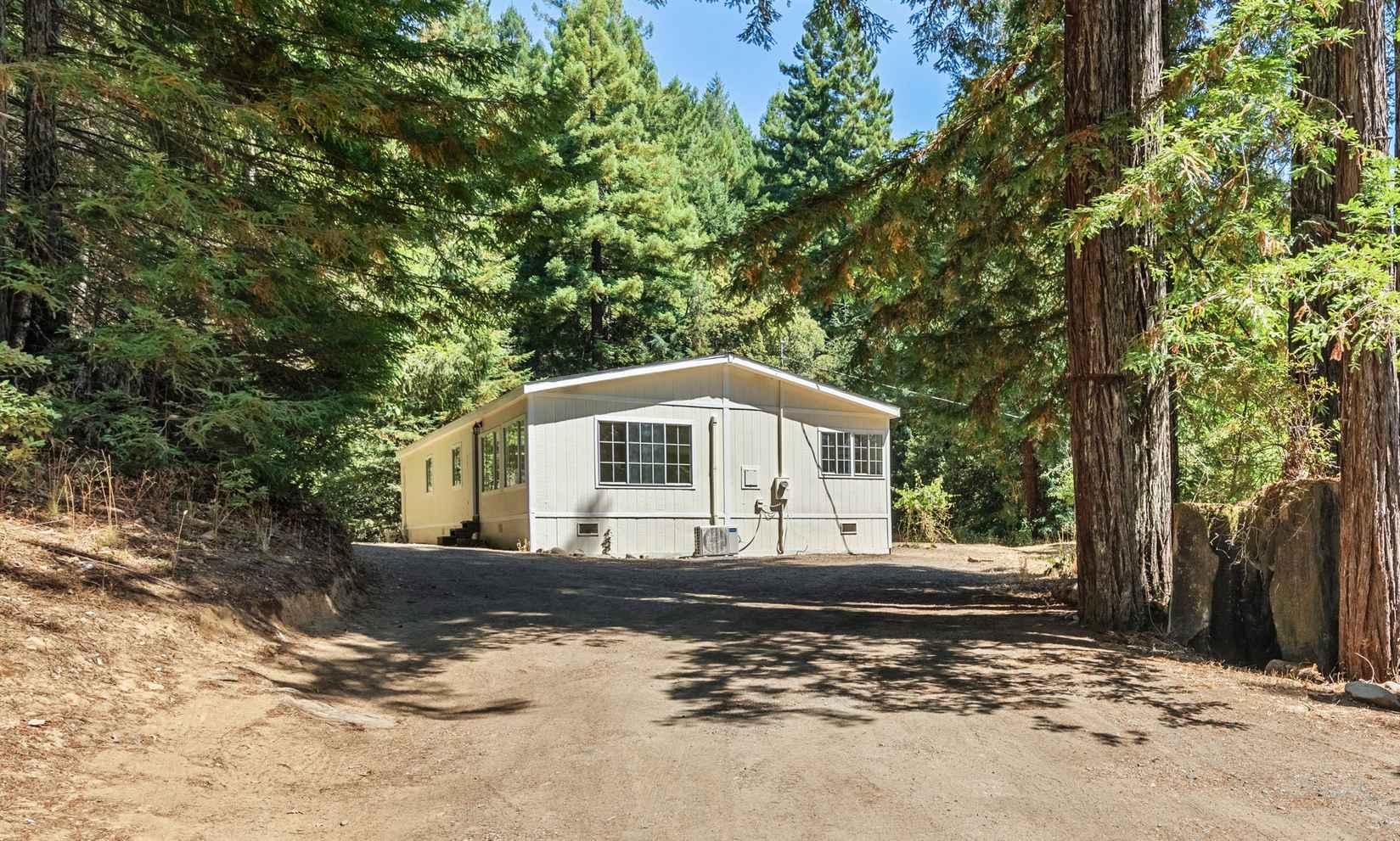 646 Sequoia Rd  