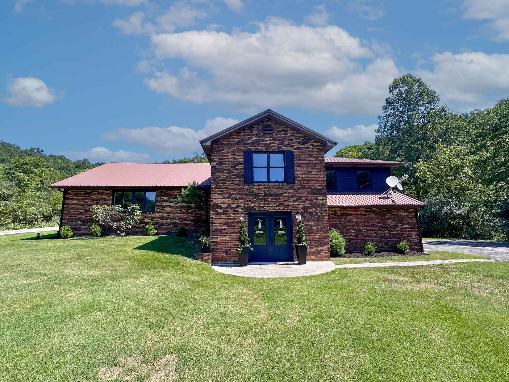 180 Calanna Est Rd  