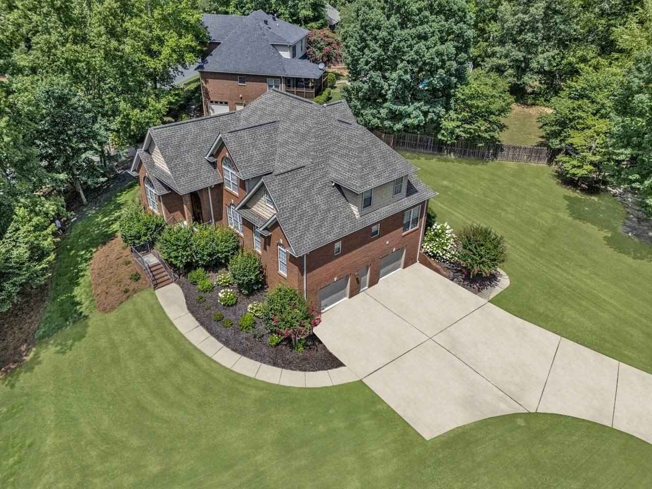 8490 Blake Cir  