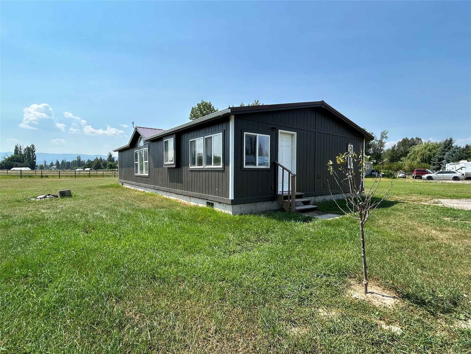 447 Anderson Ln  