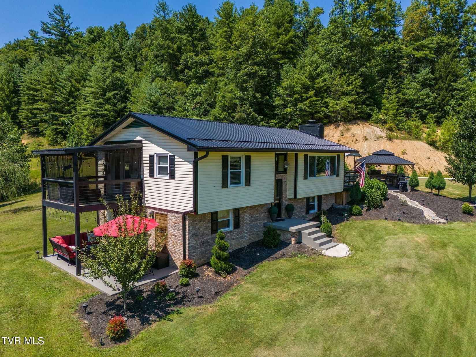 1141 Williams Rd  