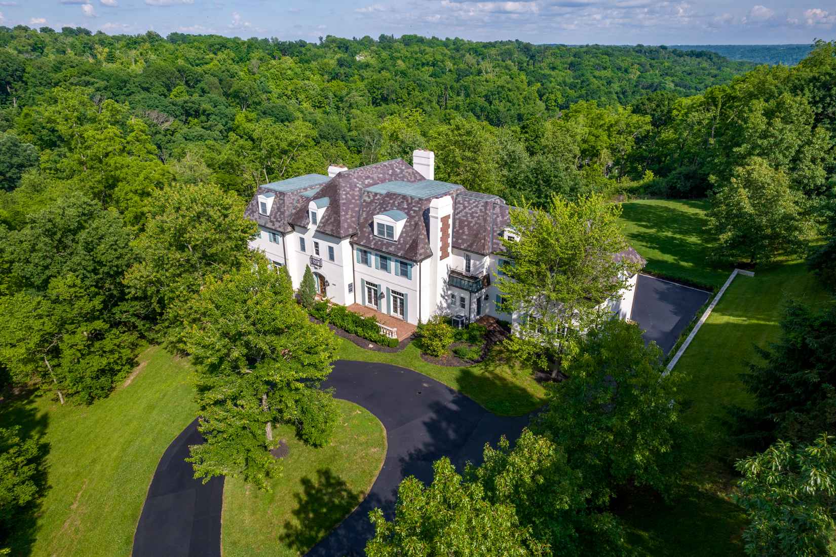 7900 Annesdale Dr  