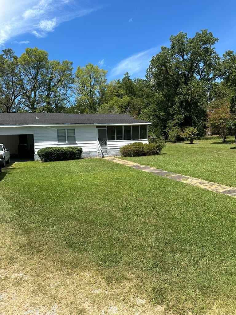 195 Magnolia St  