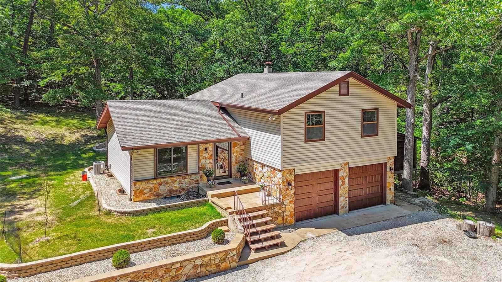 7340 Windcrest Dr  