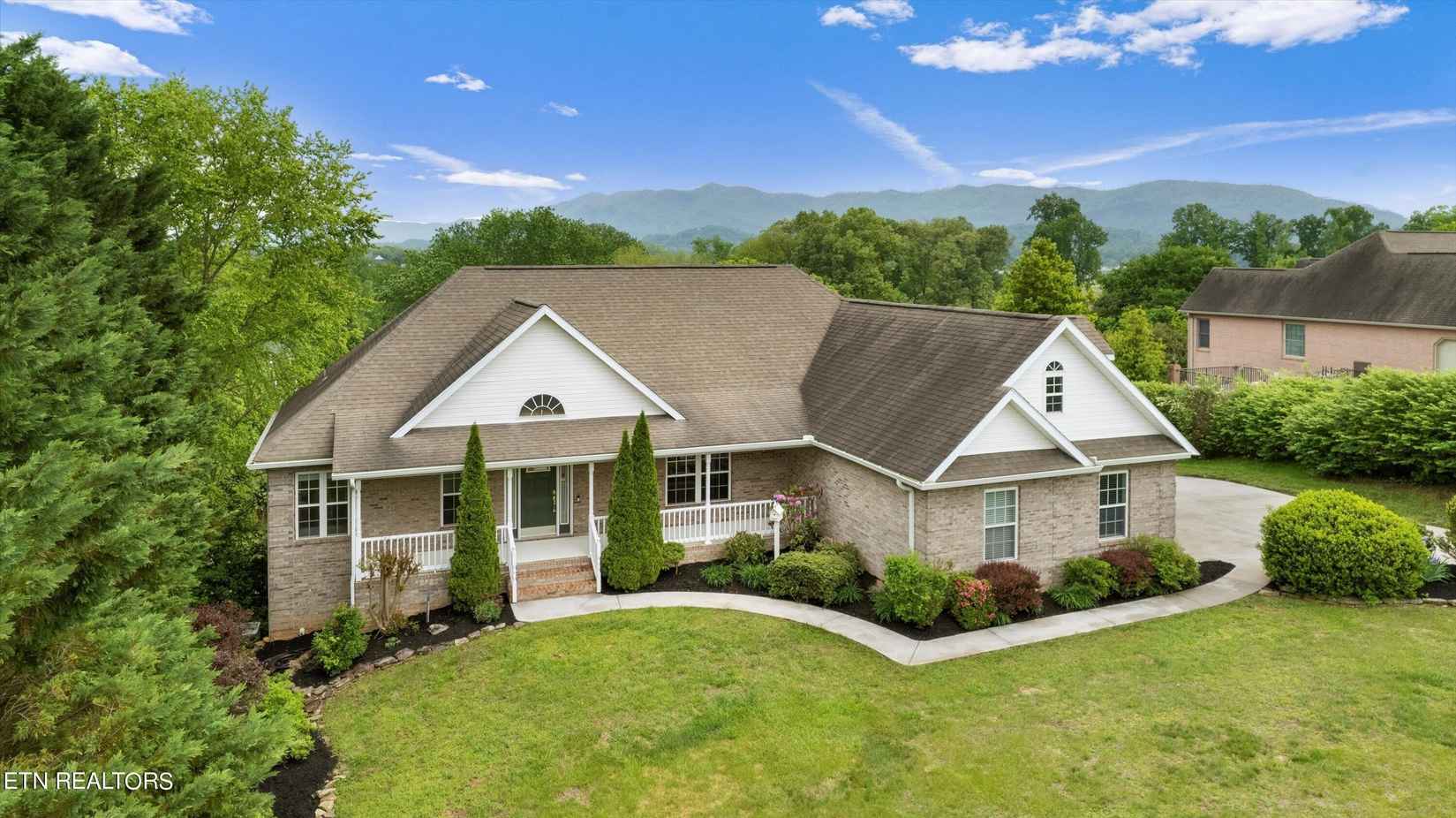 3818 Crescent Rdg Ct  