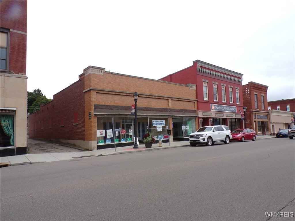 84 N Main St  