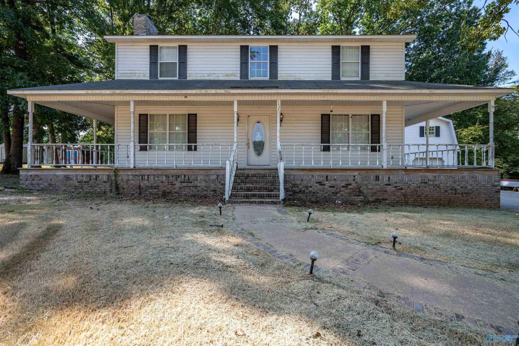 152 Stacey Ln  