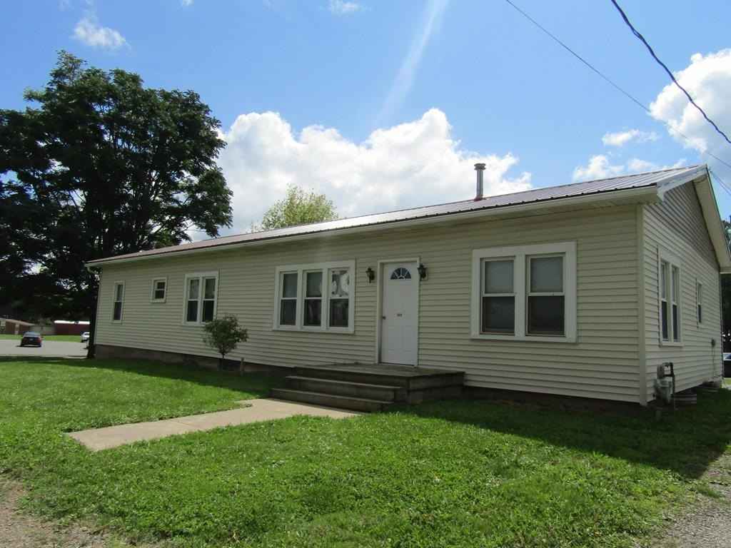 552 East Main St  