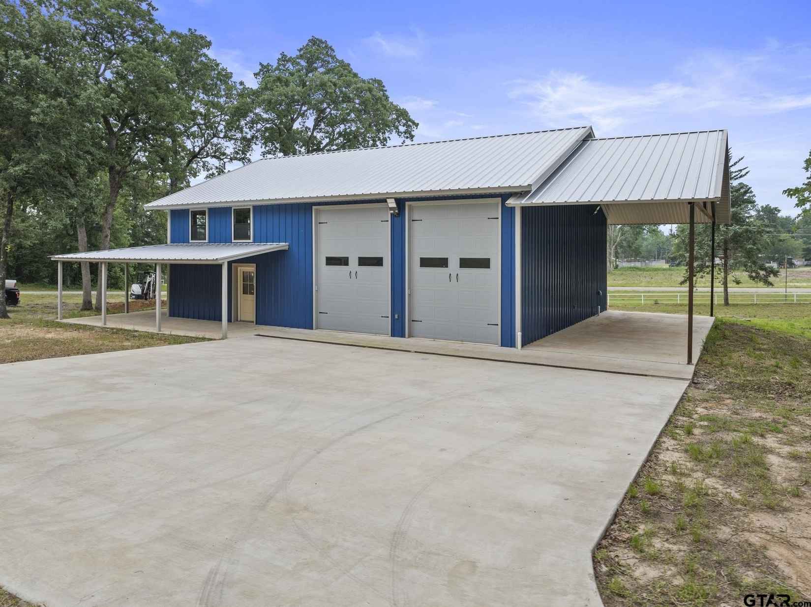 21 Pine Grv Rd  