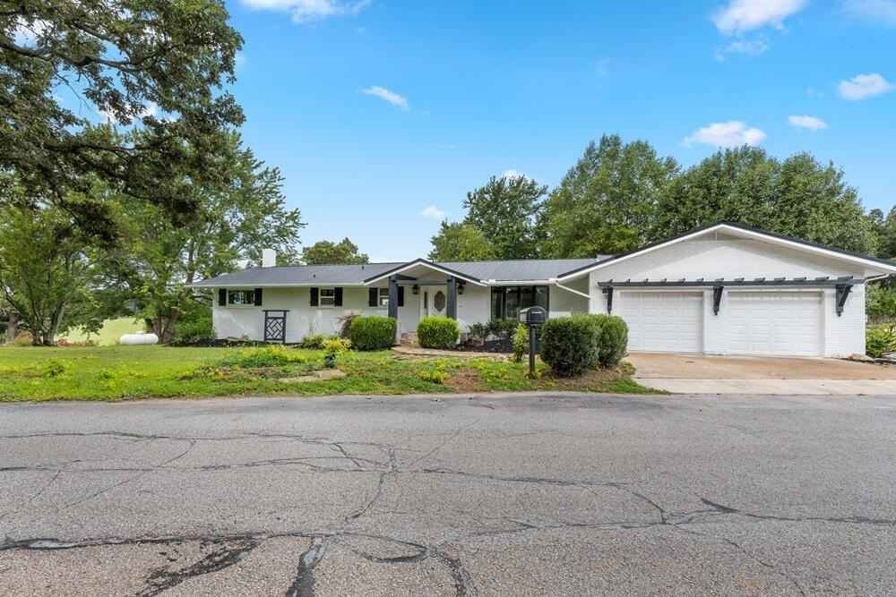 3905 Keener Ln  