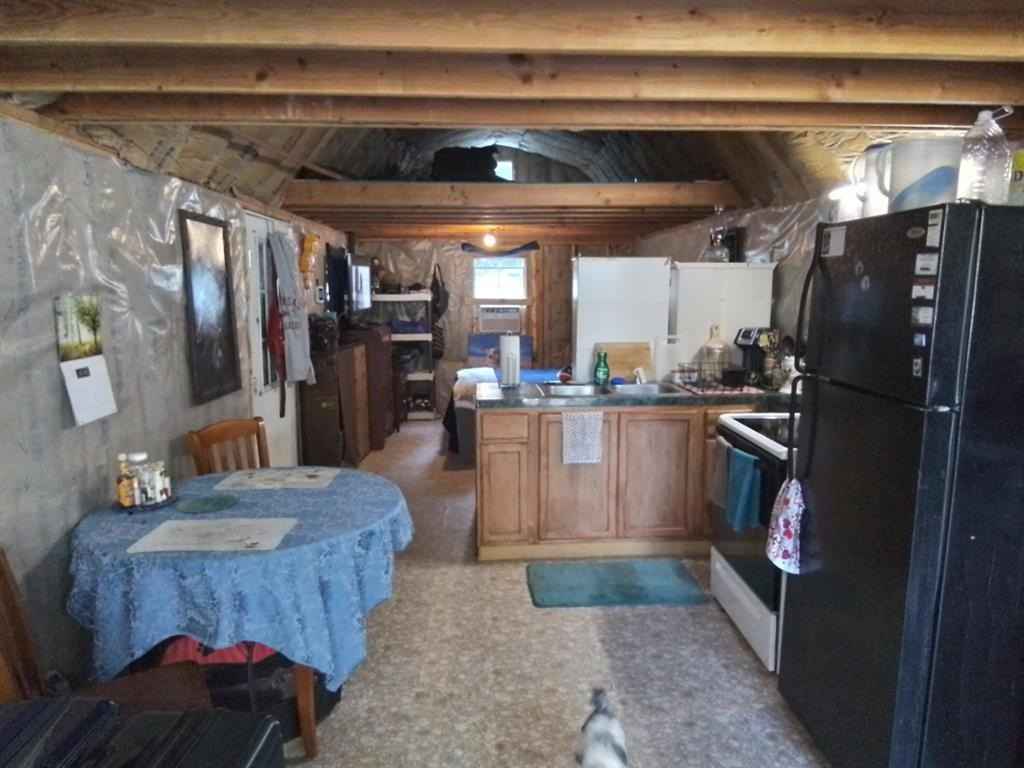 229 Sassafras LN  