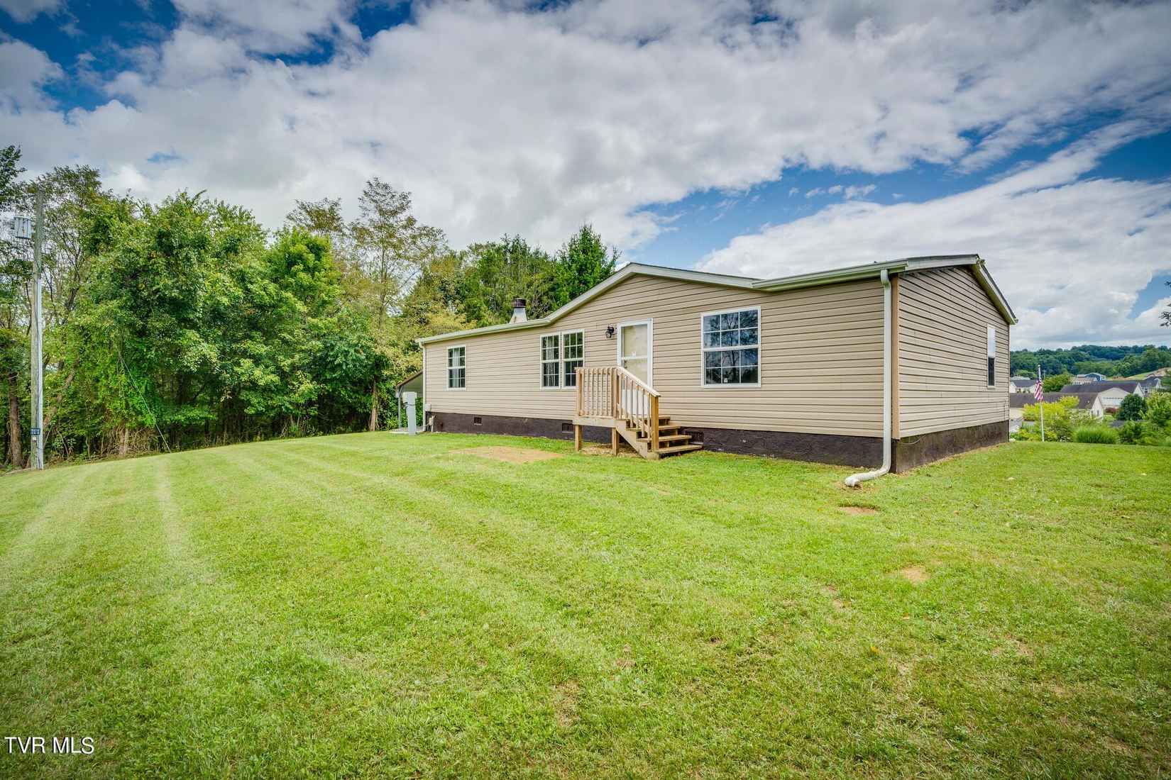 555 Beaver Crk Rd  