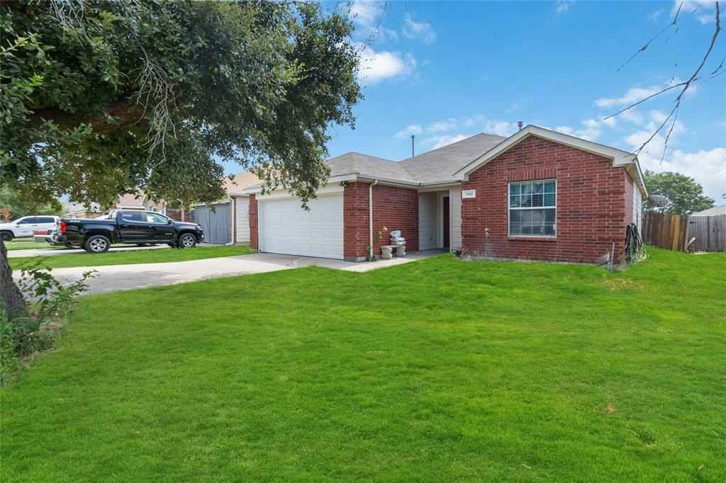1102 Alexandria Dr  