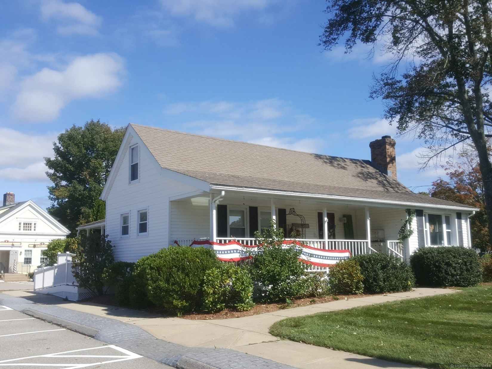 105 Main St  