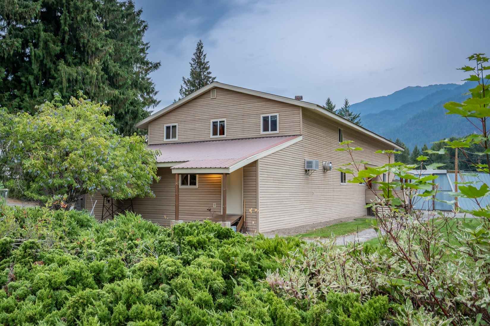 100 Remington Rd  