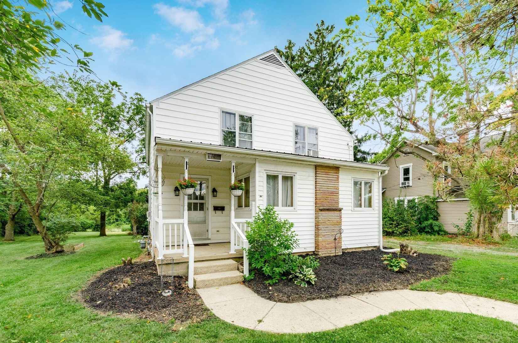 305 Elwood Ave  