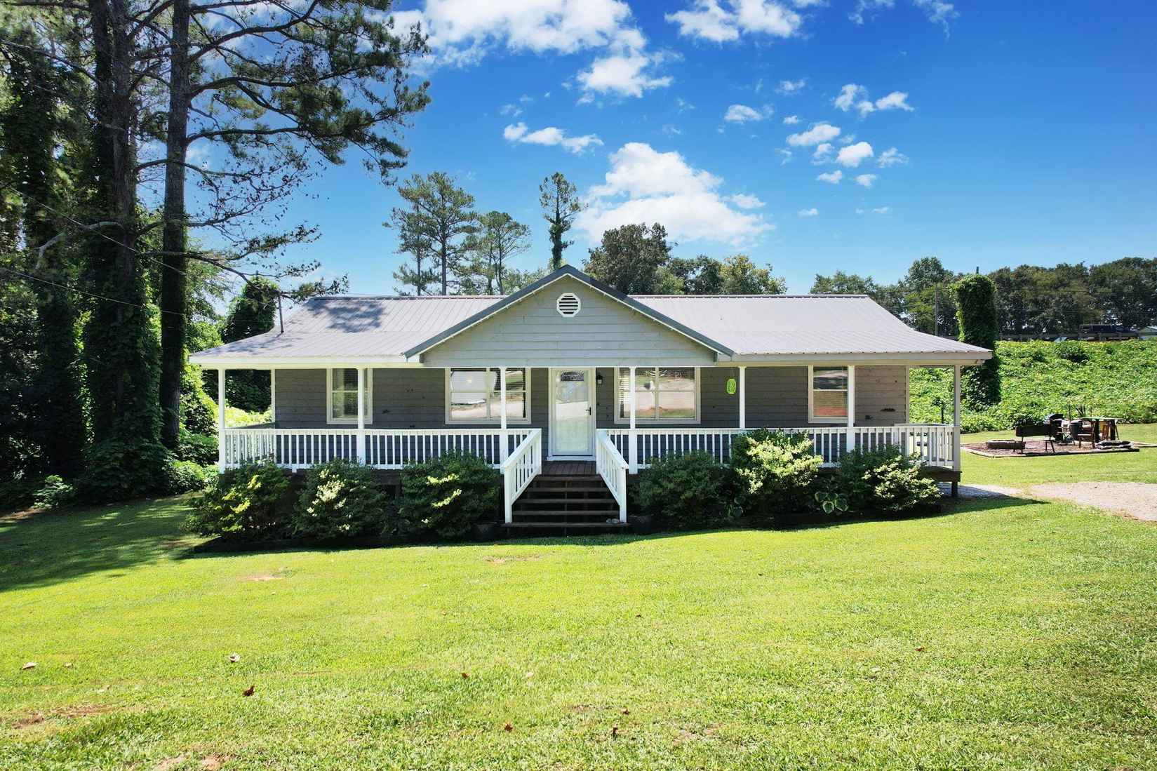 180 Franklin Dr  