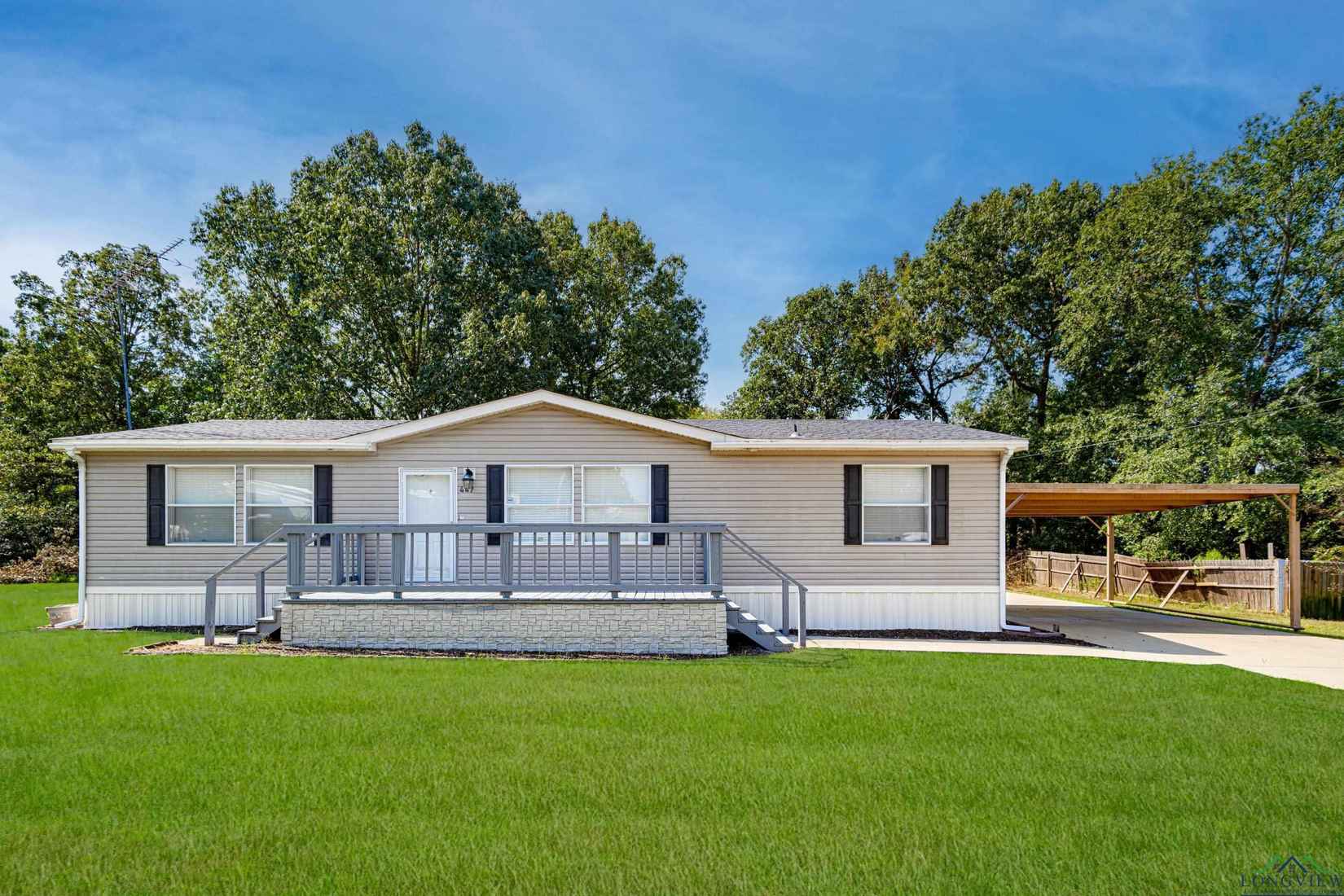 447 Windy Ln  