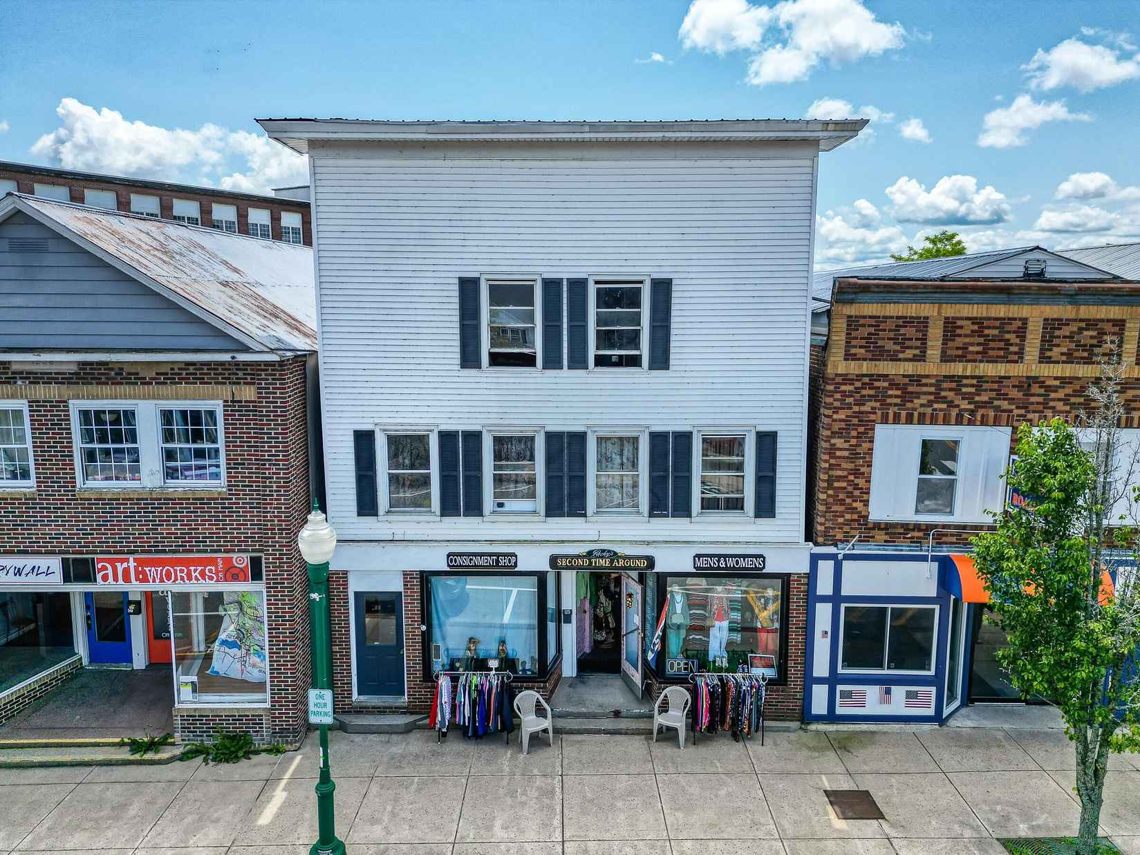 125 Main St  