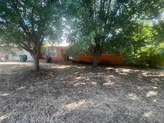 721 Maple St  
