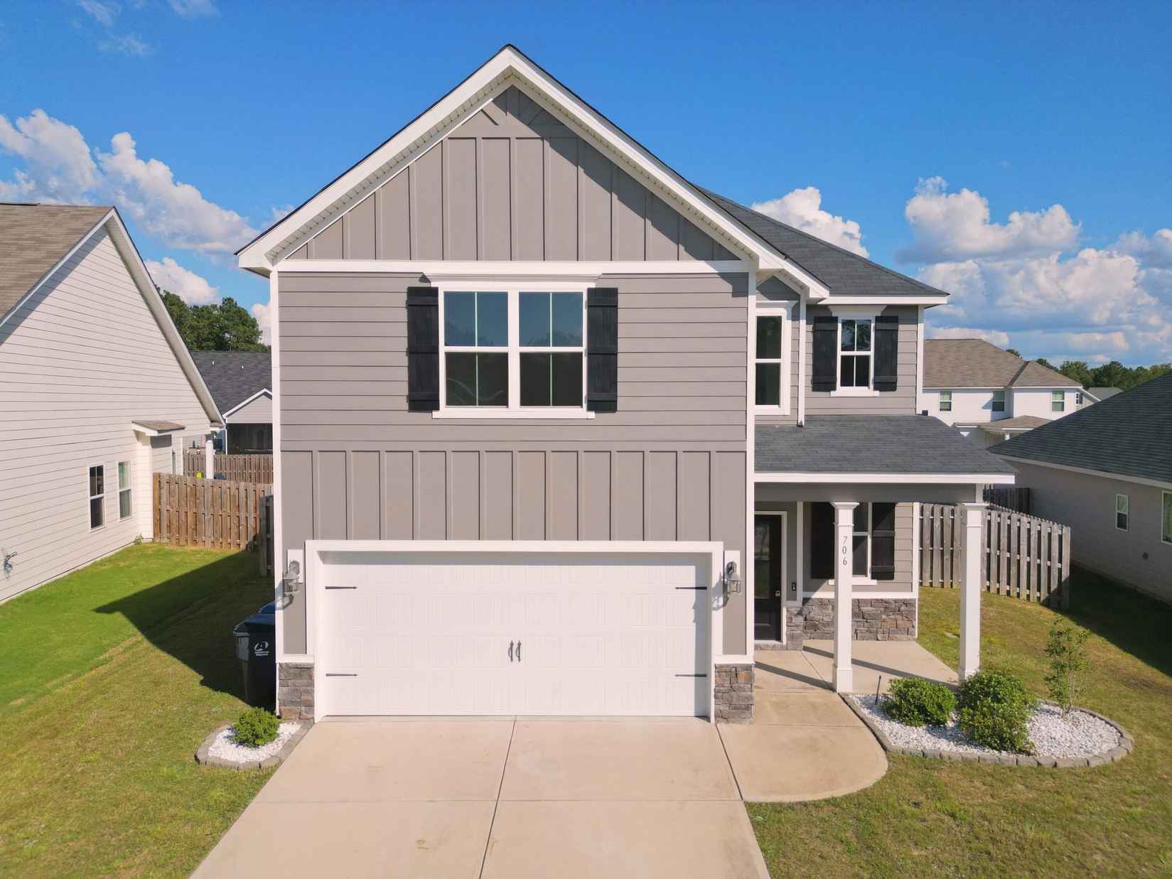 706 Navan Ln  
