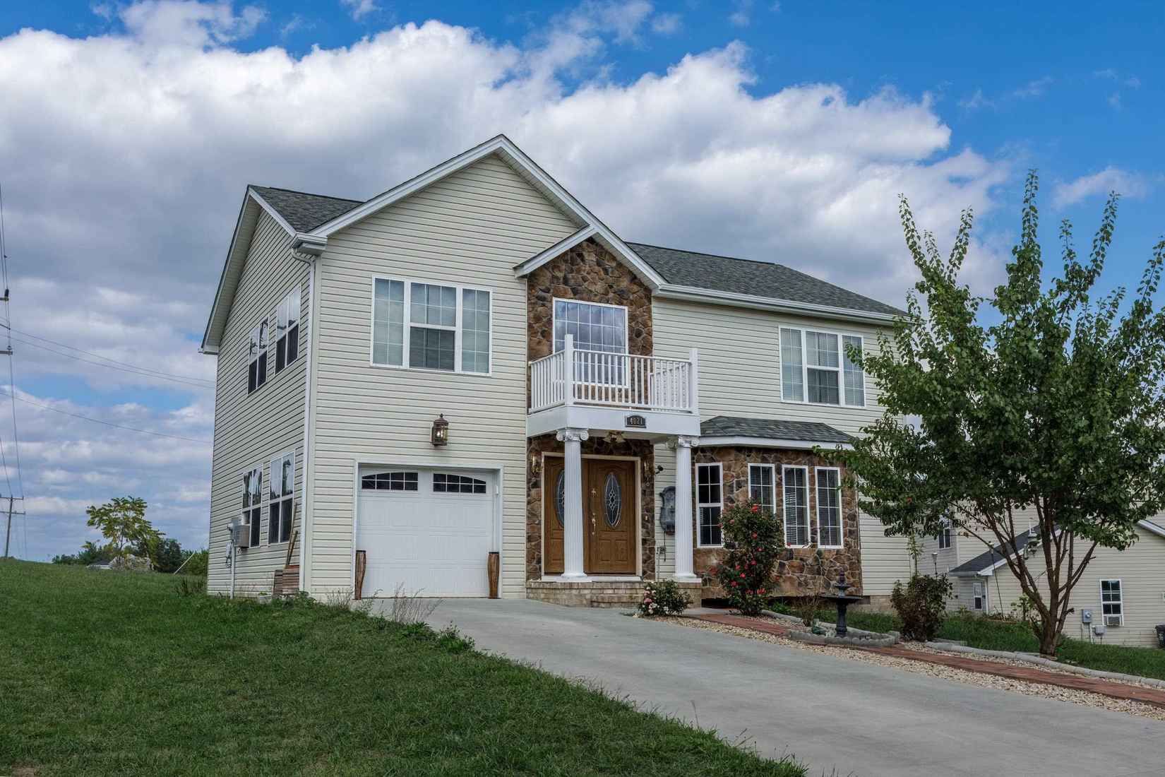 4021 BUCK Run CT  