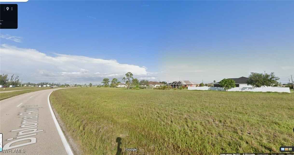 2211 Diplomat Pkwy W  