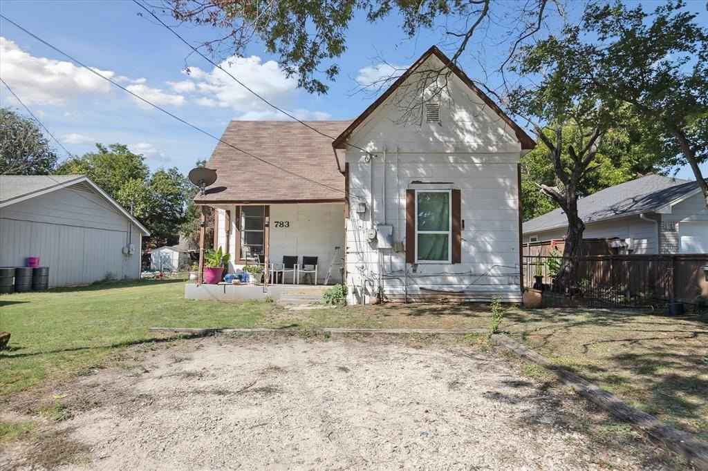 783 Chase Ave  