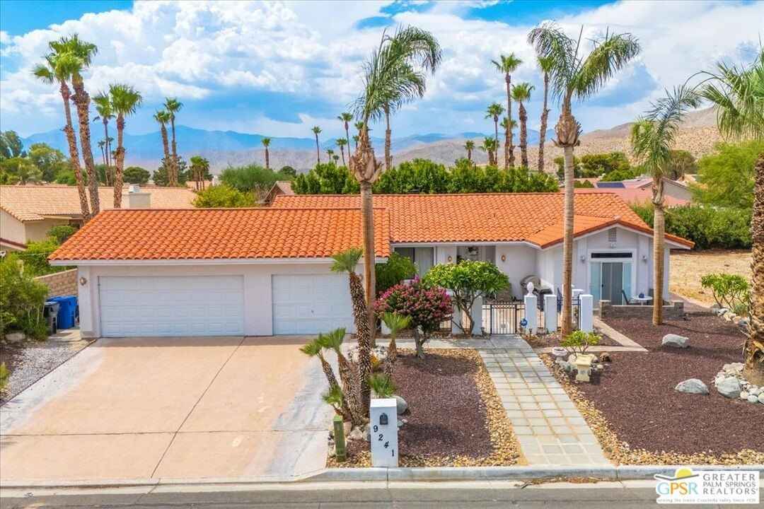 9241 Clubhouse Blvd  