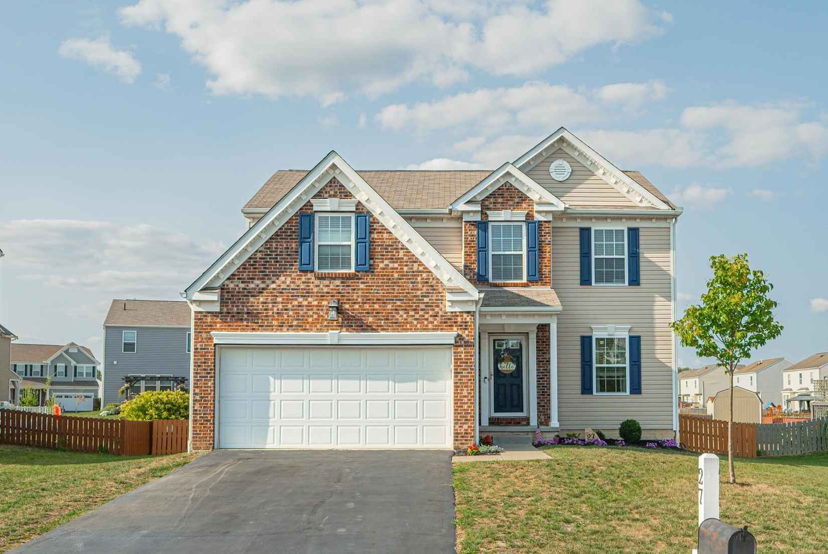 27 Hawthorne Dr  