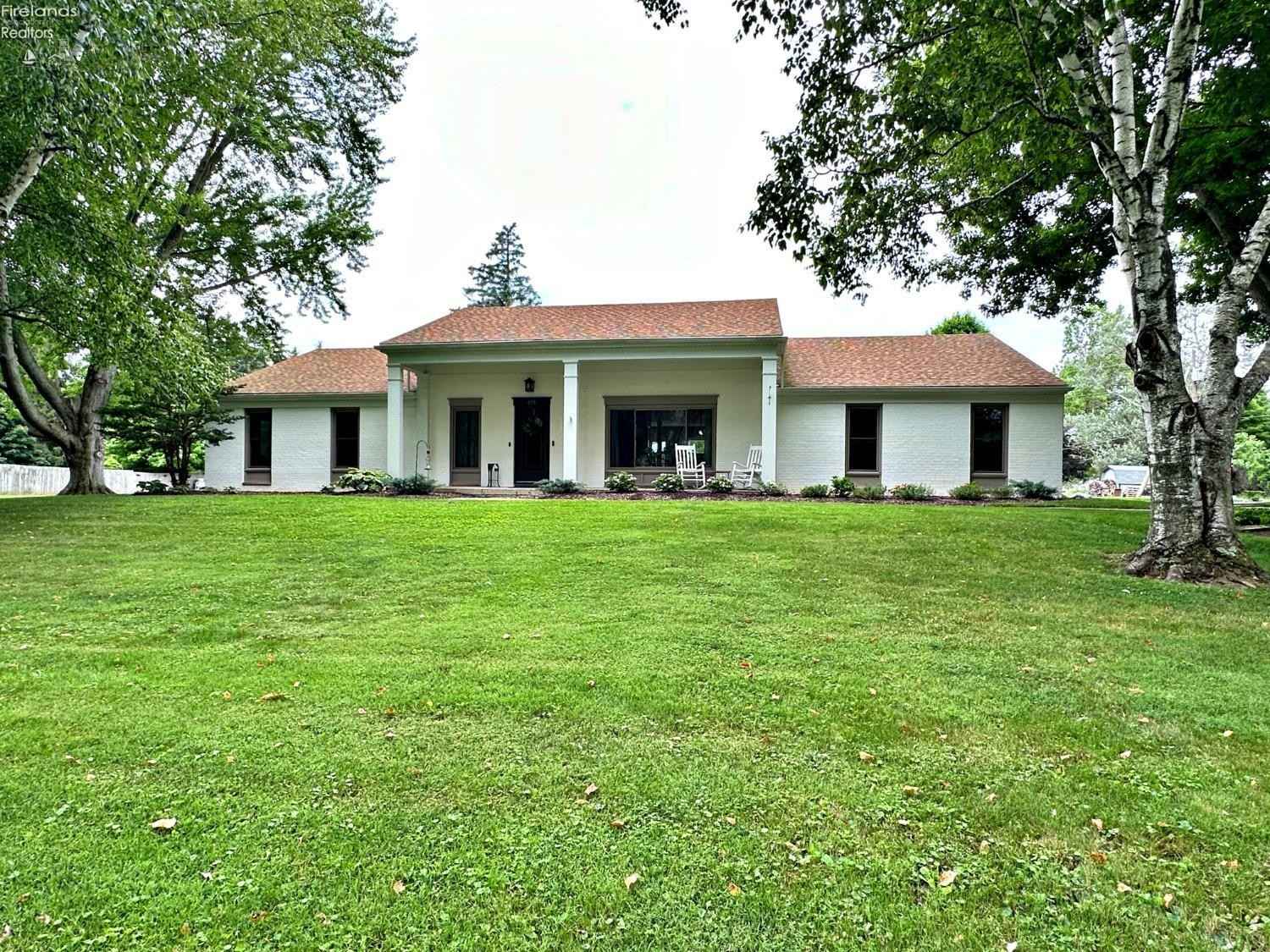 239 E Van Meter Dr  