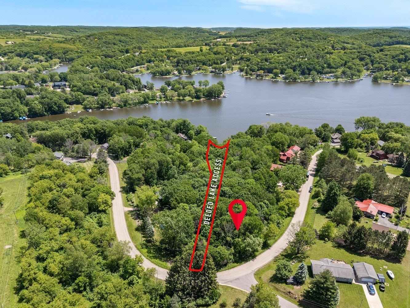 L32 Goldfinch W Redstone Dr  