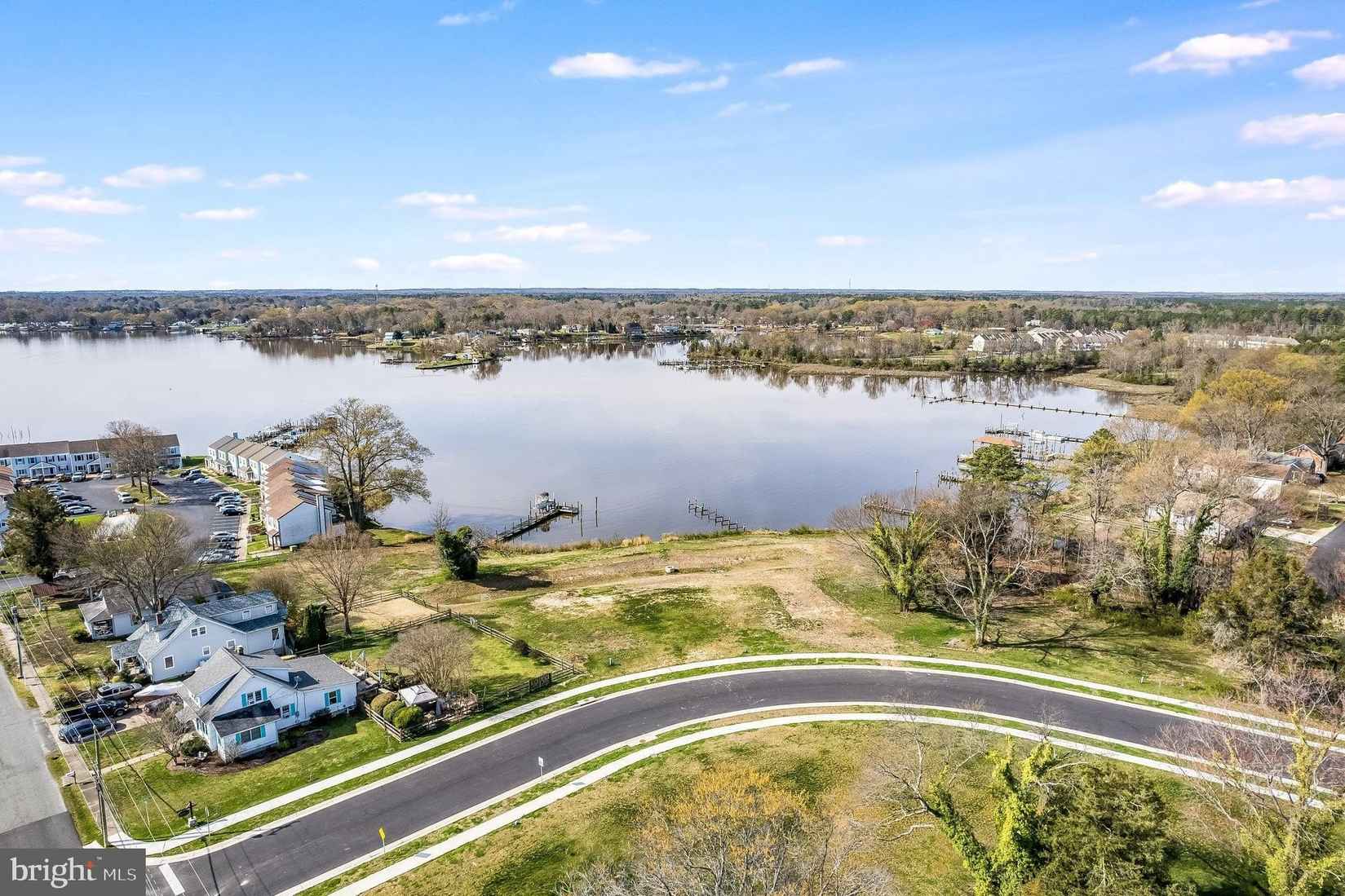 Lot 11 300 LYNNHAVEN AVE  