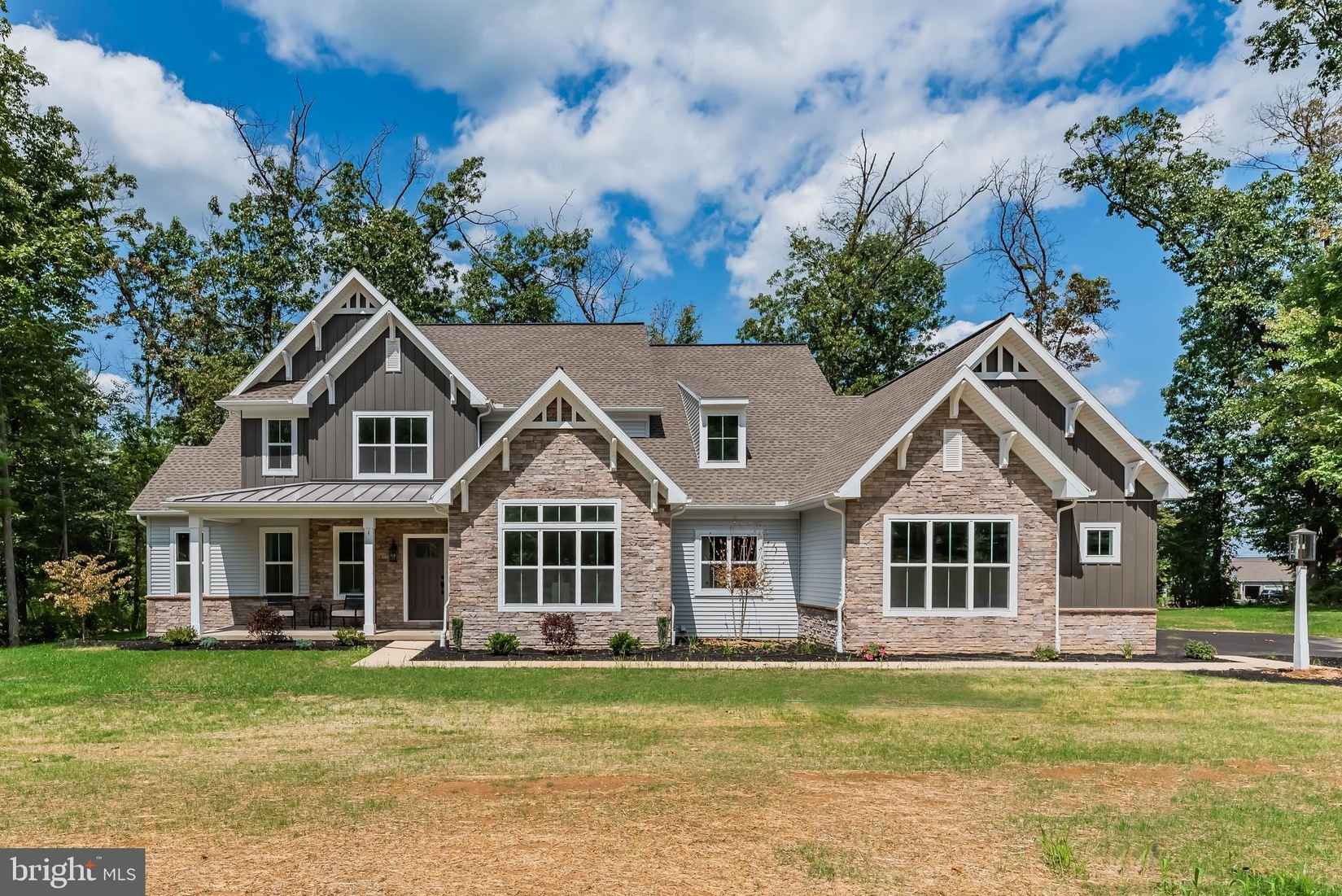 1 BARNITZ WOODS Dr  