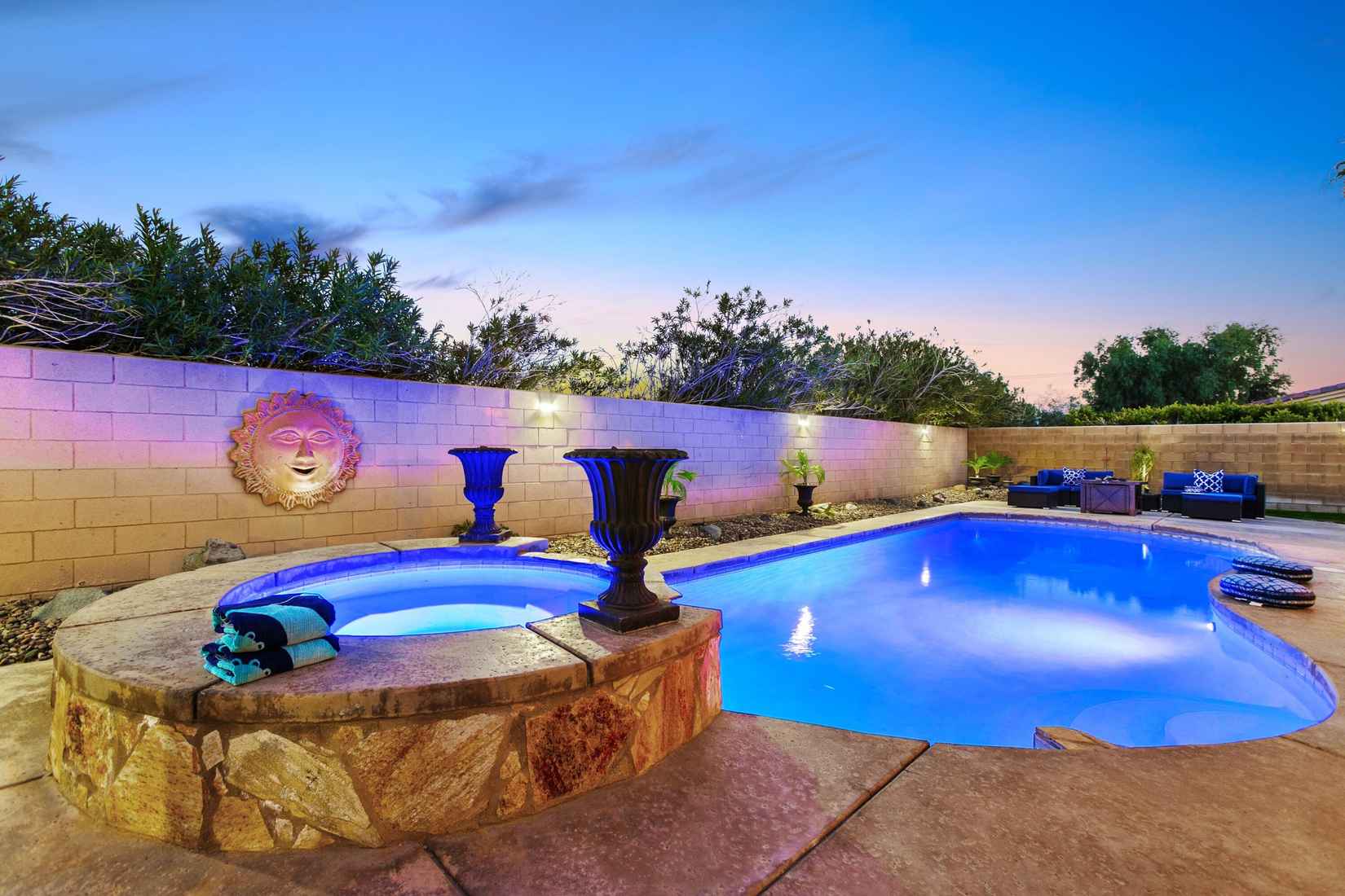 3260 N Avenida San Gabriel Rd  