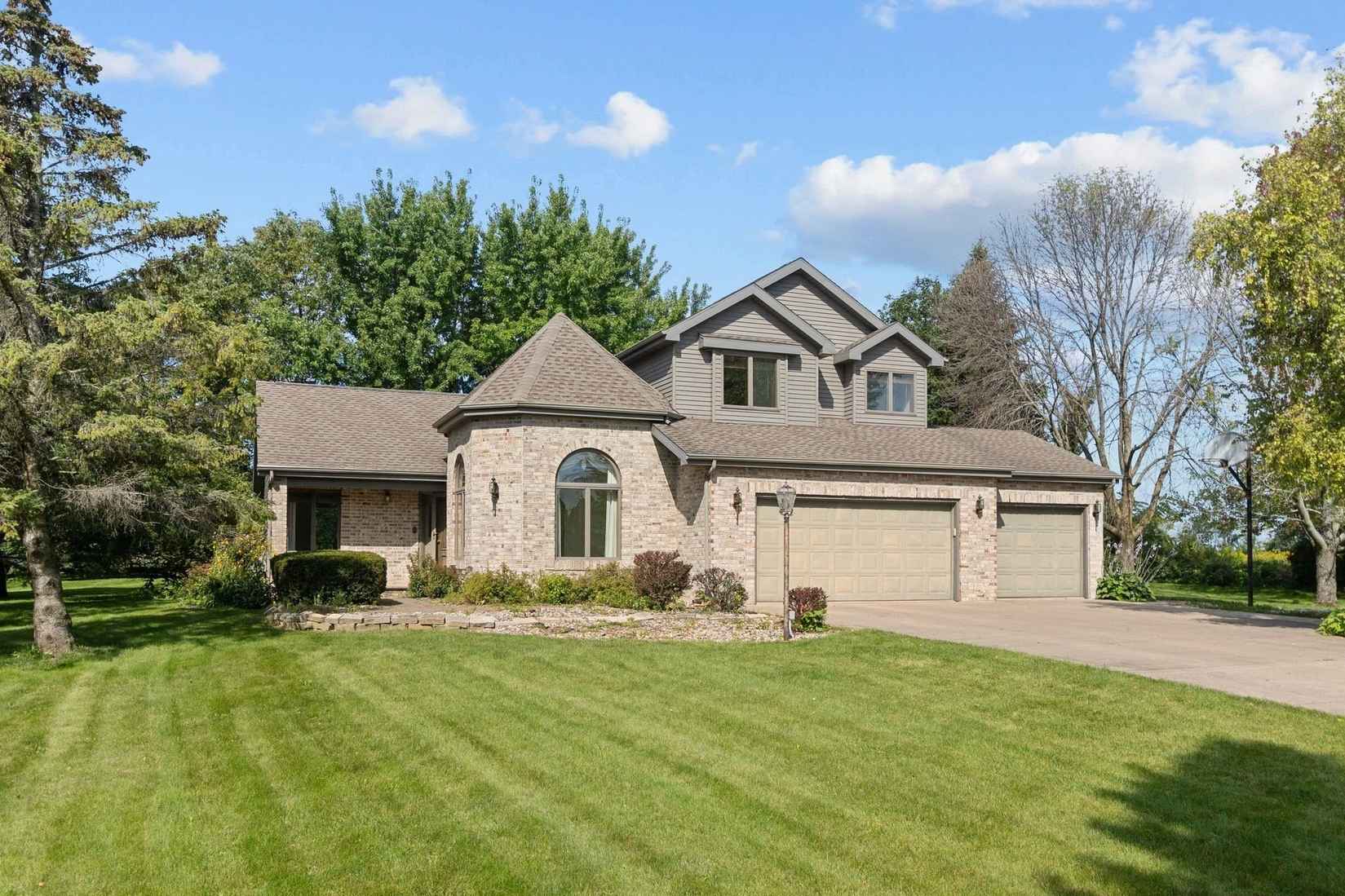 9425 MEMORY Ln  