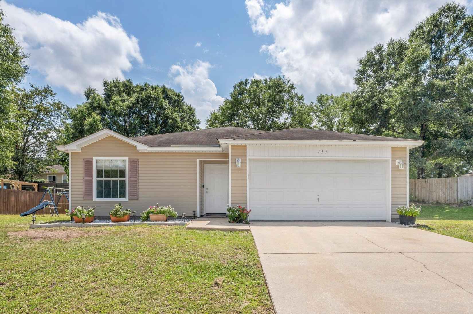 137 Cabana Way  