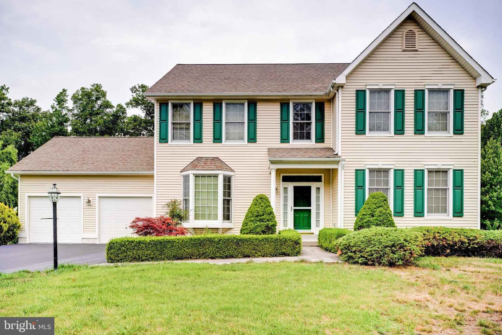 318 WOODGLEN Rd  