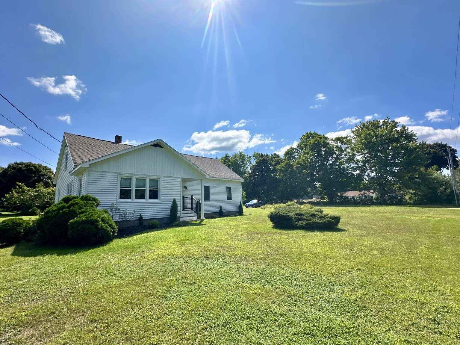 90 Sanborn Rd  