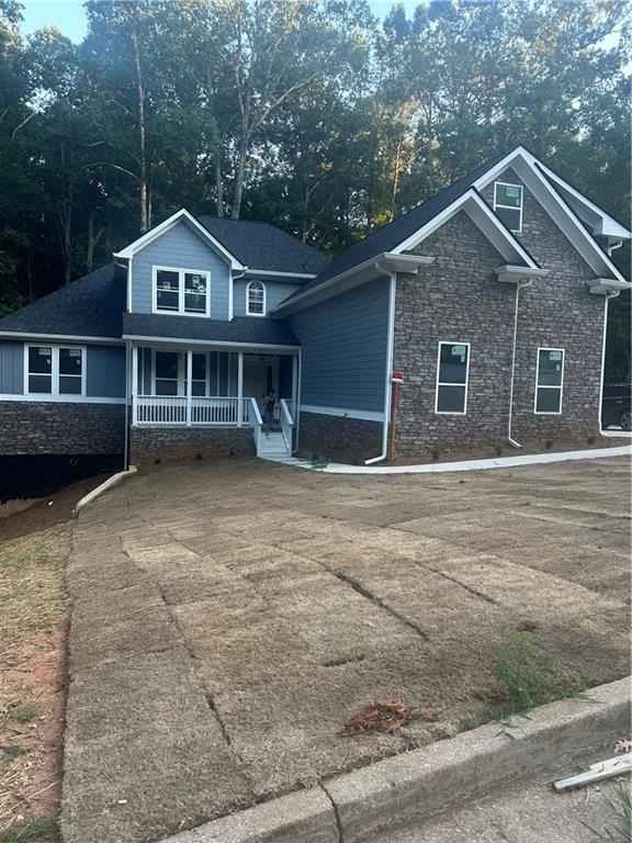 1119 Plantation Dr SE  