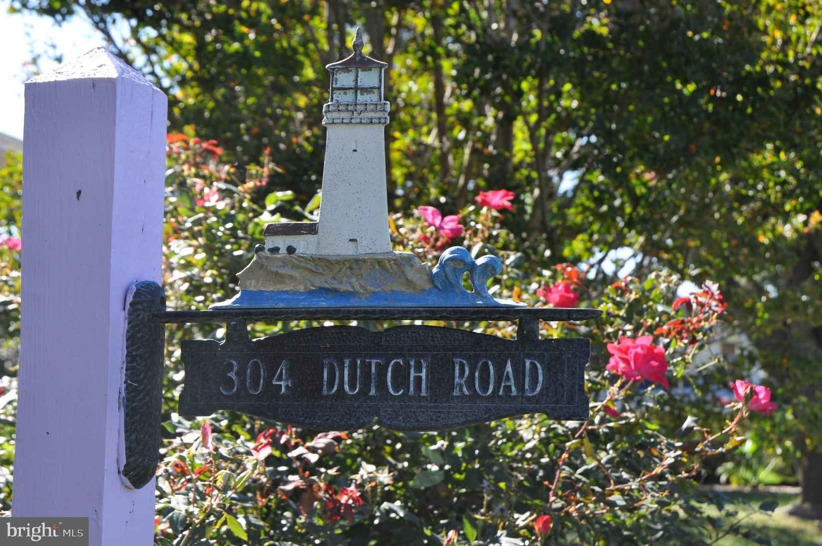 304 DUTCH Rd  