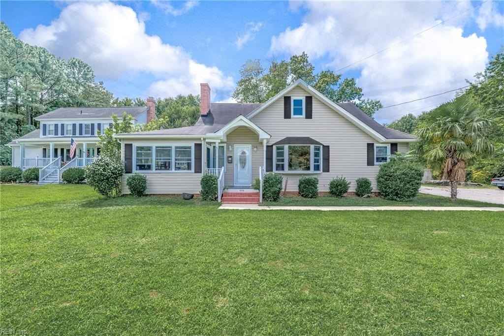 698 Poquoson Ave  